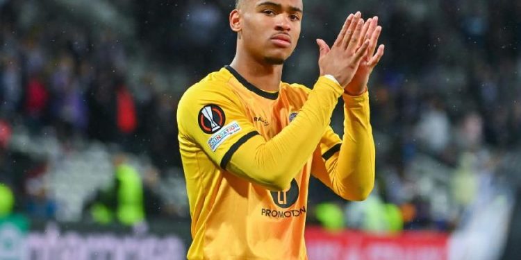 L’entraîneur du Toulouse FC prend la défense de Guillaume Restes