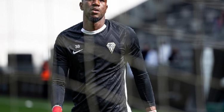 Angers SCO prêt à laisser partir Yahia Fofana sous une condition précise