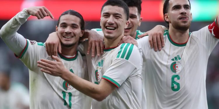 L'équipe de l'Algérie. Site officiel de la CAF