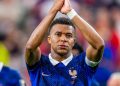 Kylian Mbappé. Page officielle de l'équipe de France sur Facebook