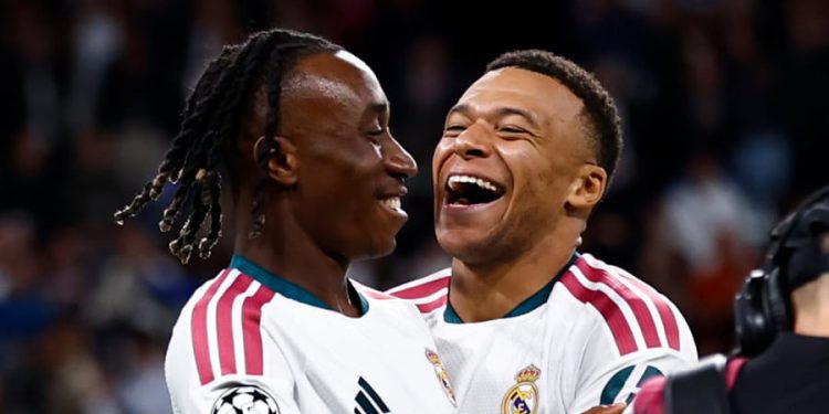 Yan Diomandé et Kylian Mbappé. Site officiel du Real Madrid